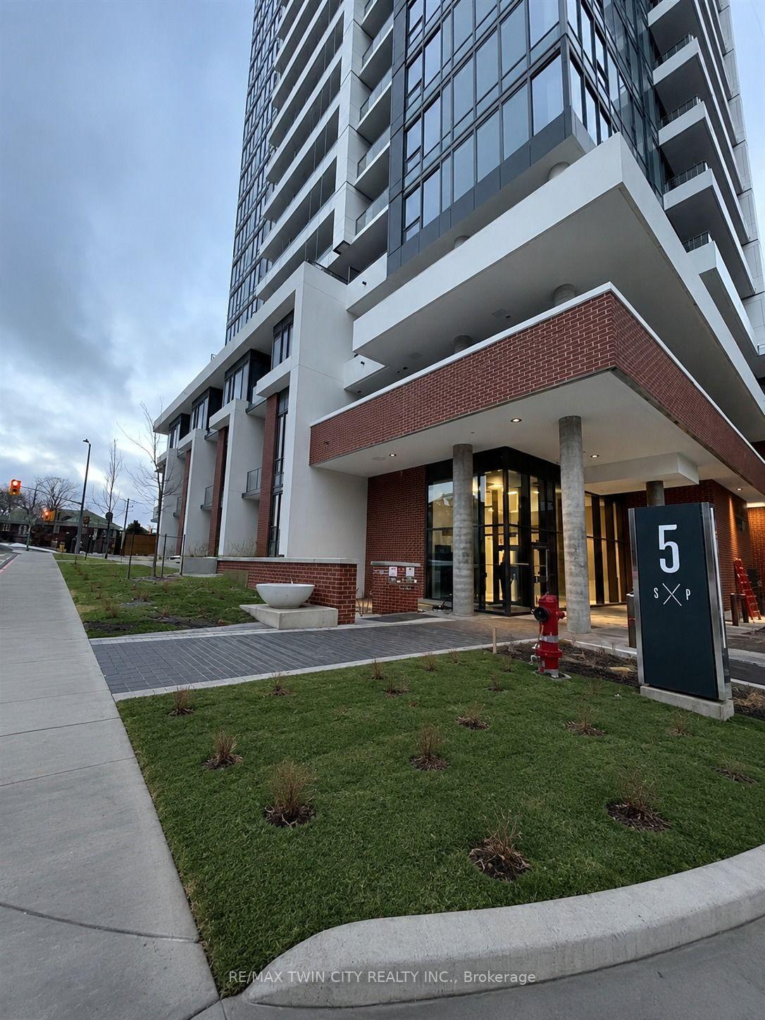 Photo 1 of Unit 705, 5 Wellington Street S, Kitchener, KW Hospital — HOMEH
