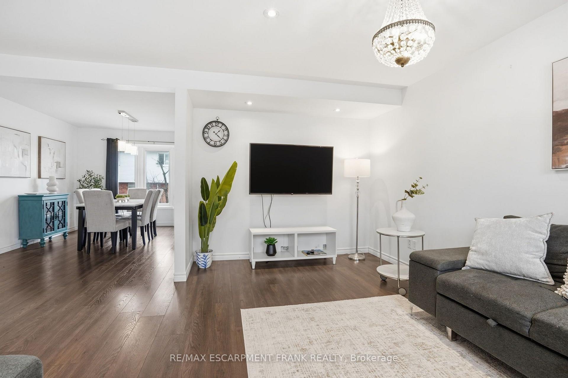 Photo 9 of Unit 15, 1255 Upper Gage Avenue, Hamilton, Quinndale — HOMEH
