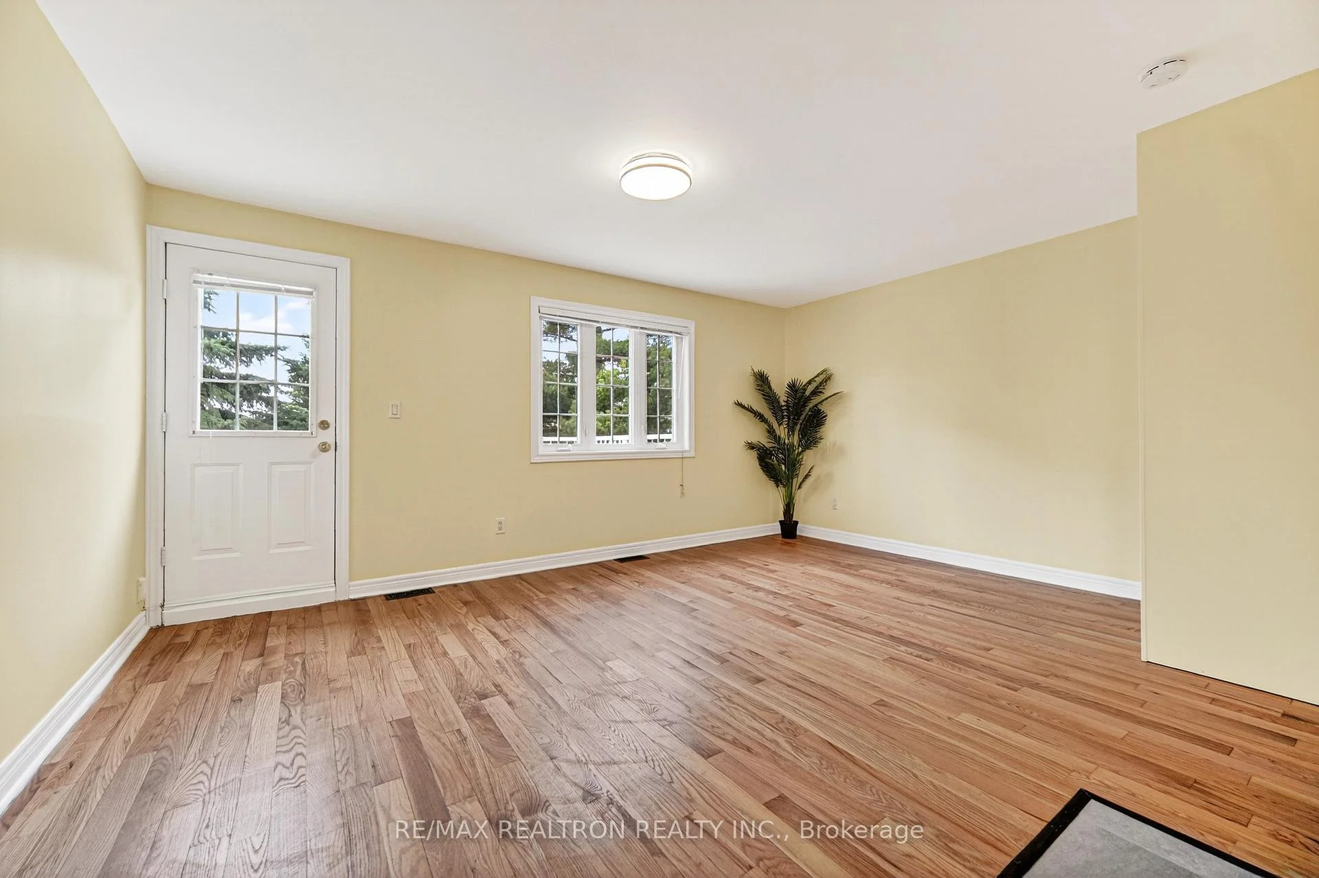 Photo 11 of Unit A2, 454 Donlands Avenue, Toronto, East York — HOMEH
