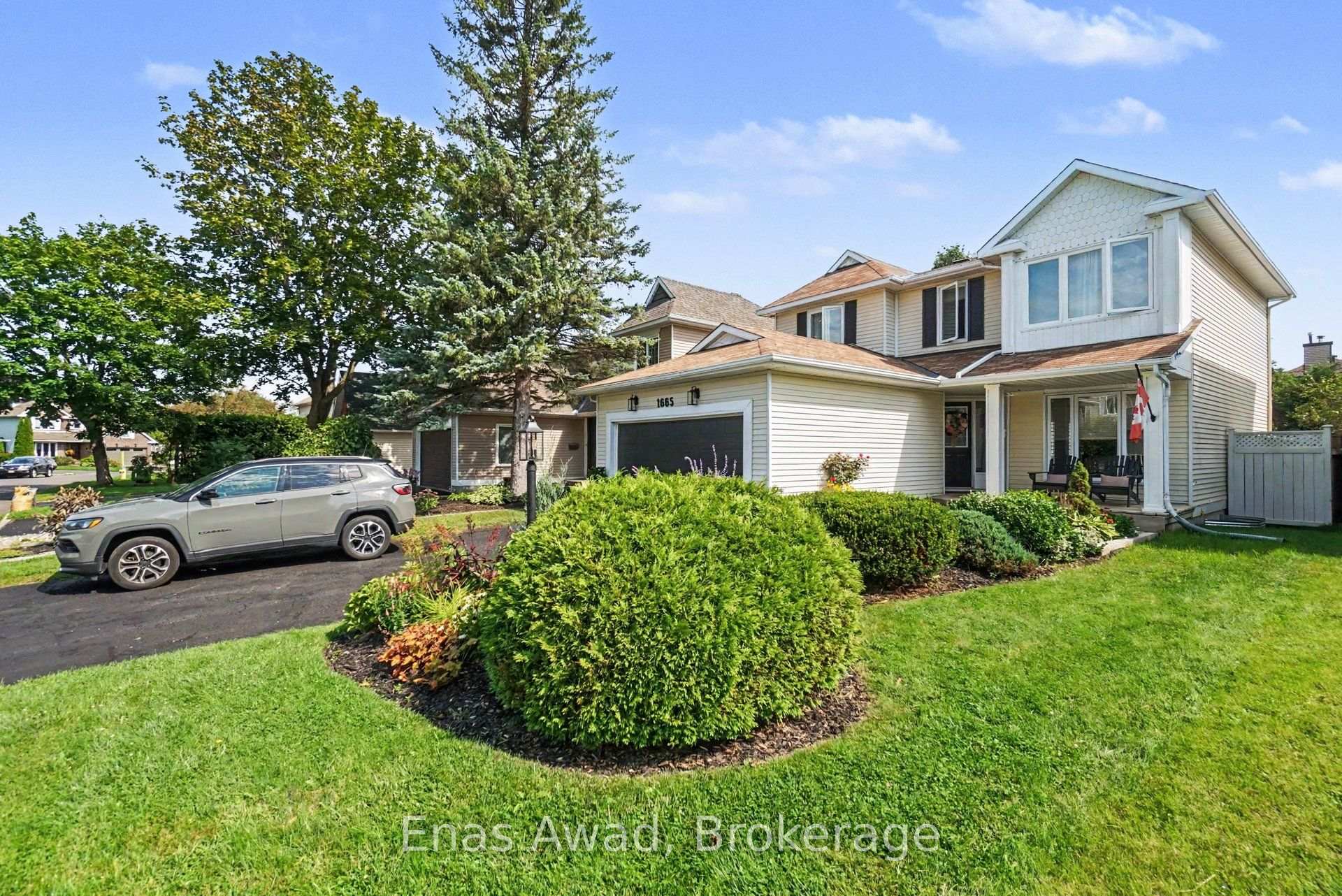 Photo 3 of Unit Upper, 1665 Teakdale Avenue, Ottawa, Chapel Hill — HOMEH