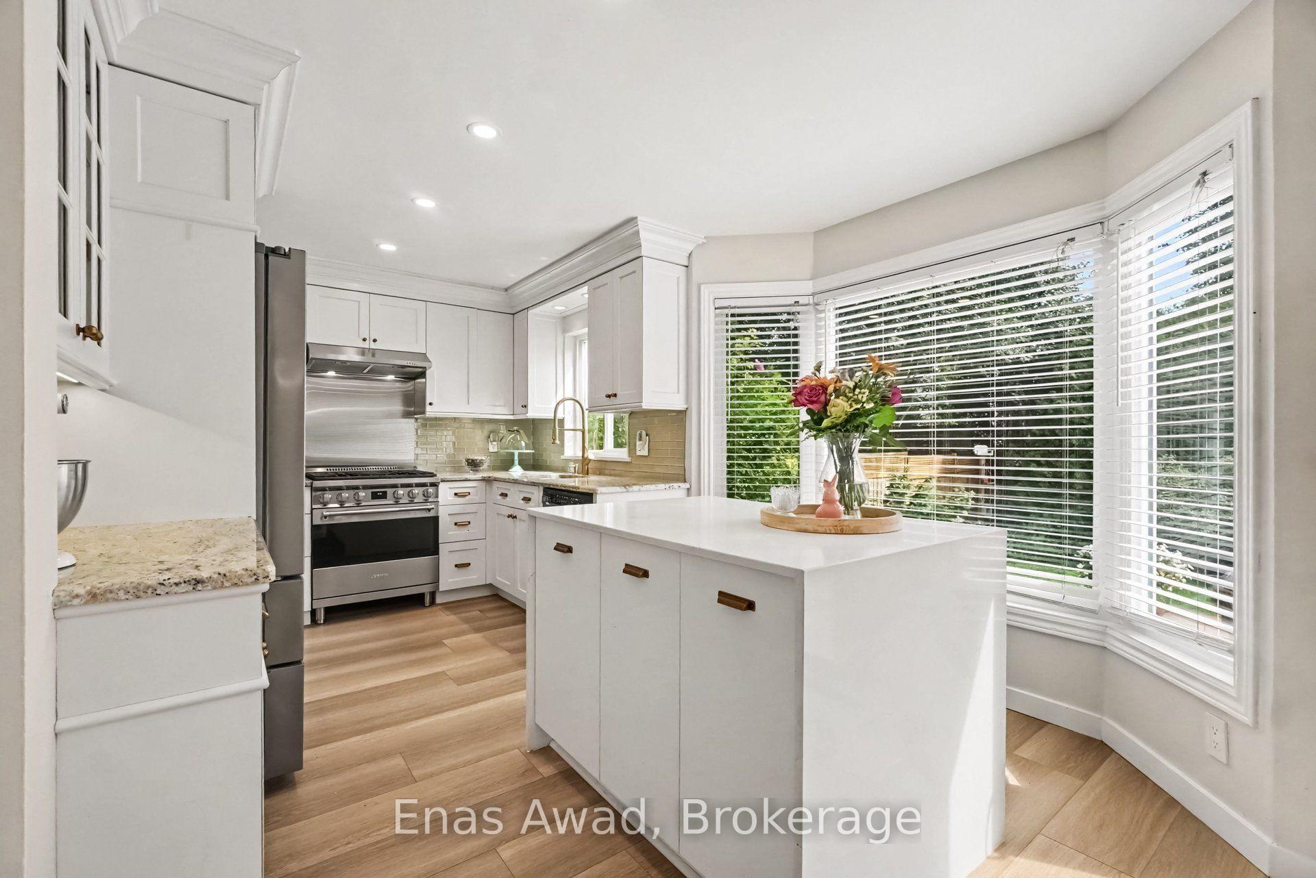 Photo 10 of Unit Upper, 1665 Teakdale Avenue, Ottawa, Chapel Hill — HOMEH