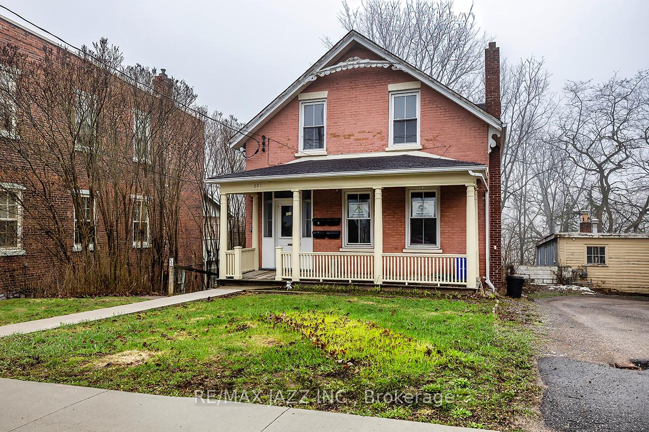 Photo of 221 Walton Street
