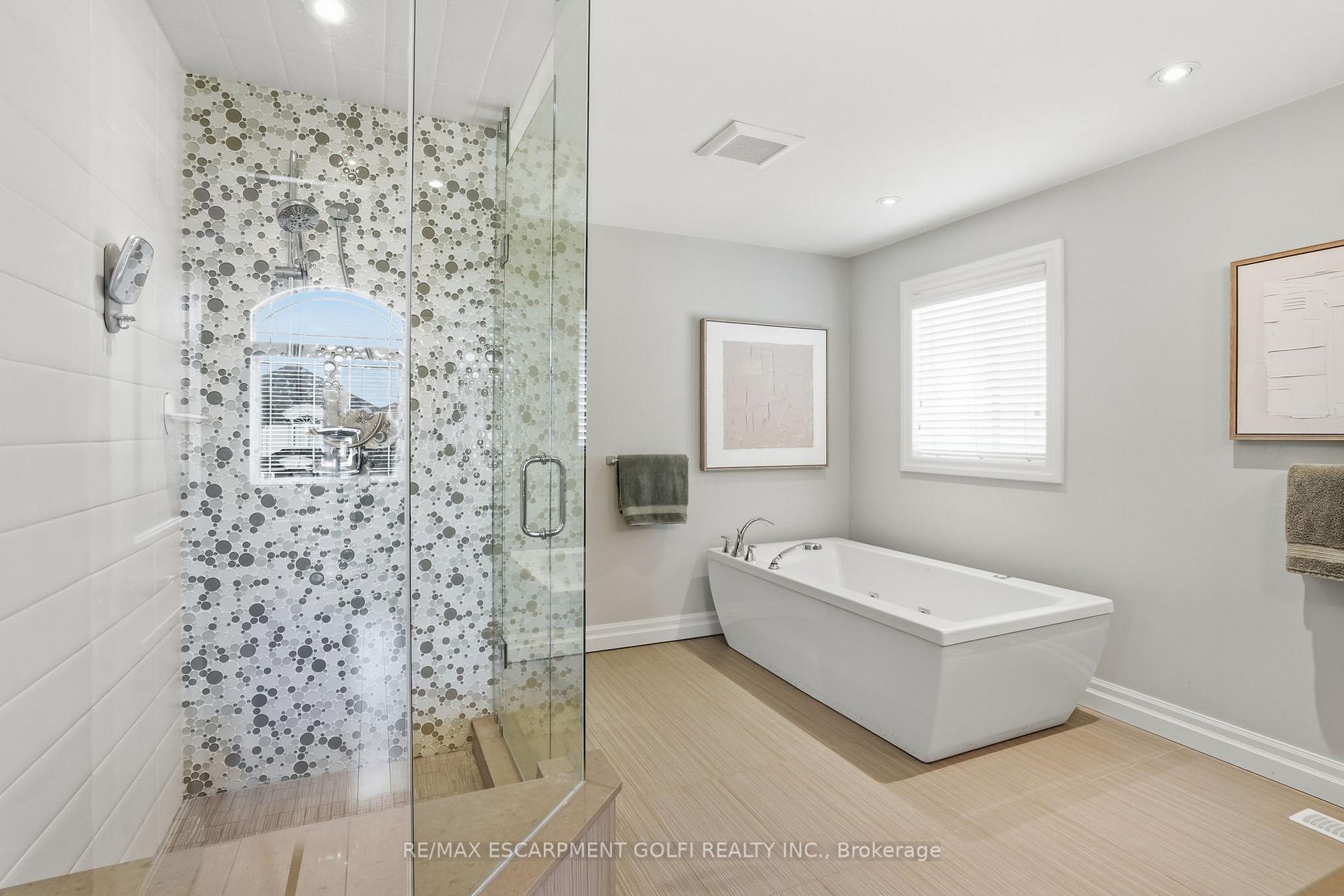 Photo 18 of 234 Fair Street, Hamilton, Meadowlands — HOMEH