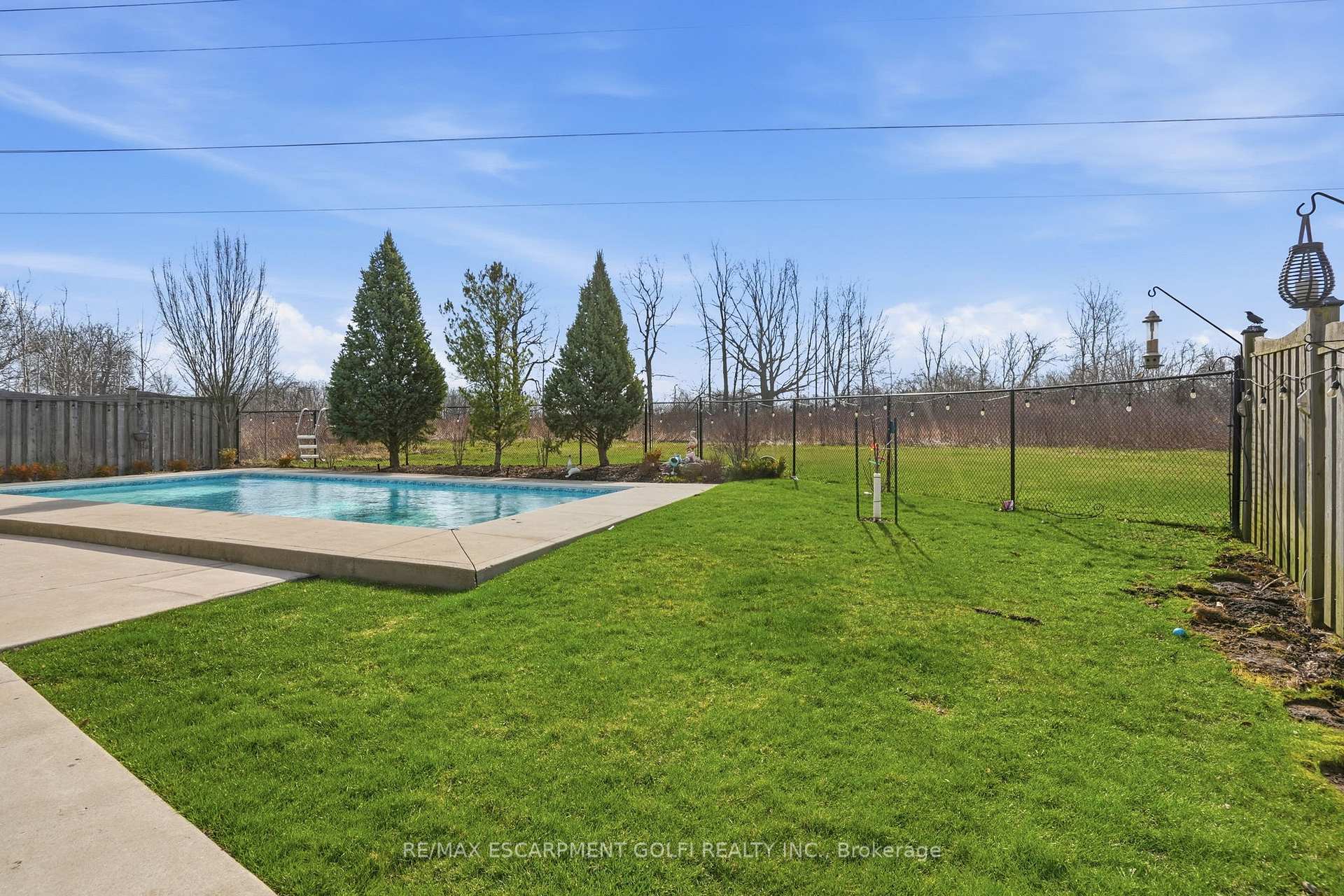 Photo 41 of 234 Fair Street, Hamilton, Meadowlands — HOMEH