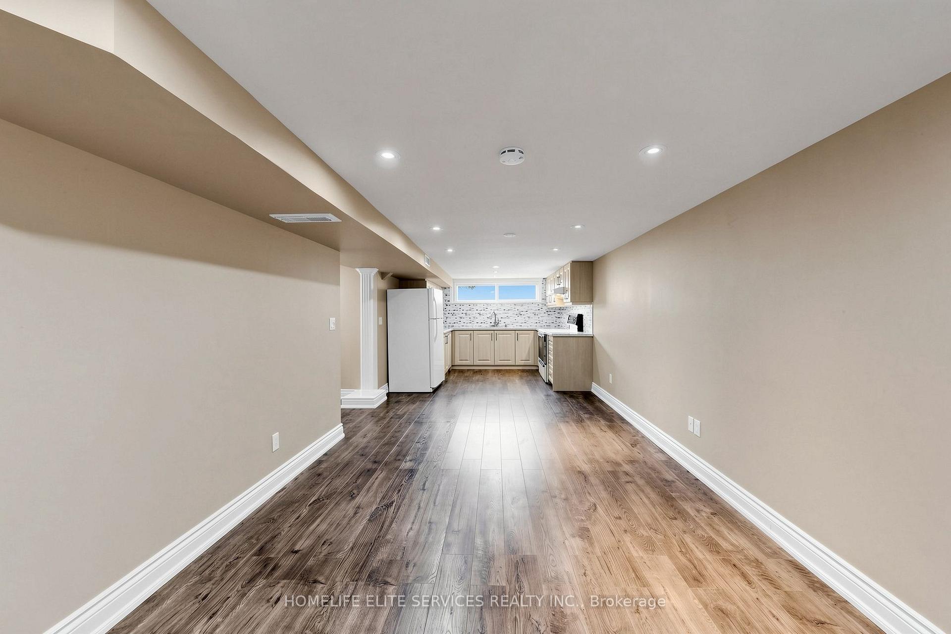 Photo 33 of 48 Frey Crescent, Scarborough, Wexford-Maryvale — HOMEH
