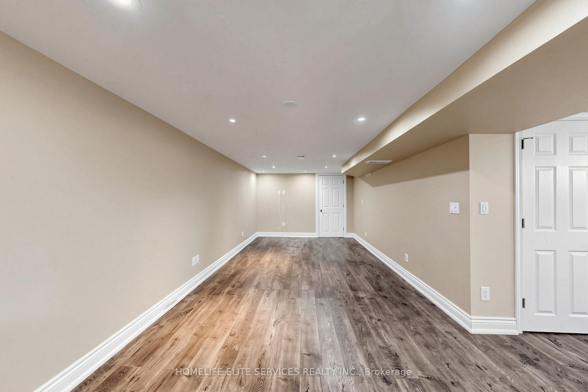 Photo 34 of 48 Frey Crescent, Scarborough, Wexford-Maryvale — HOMEH