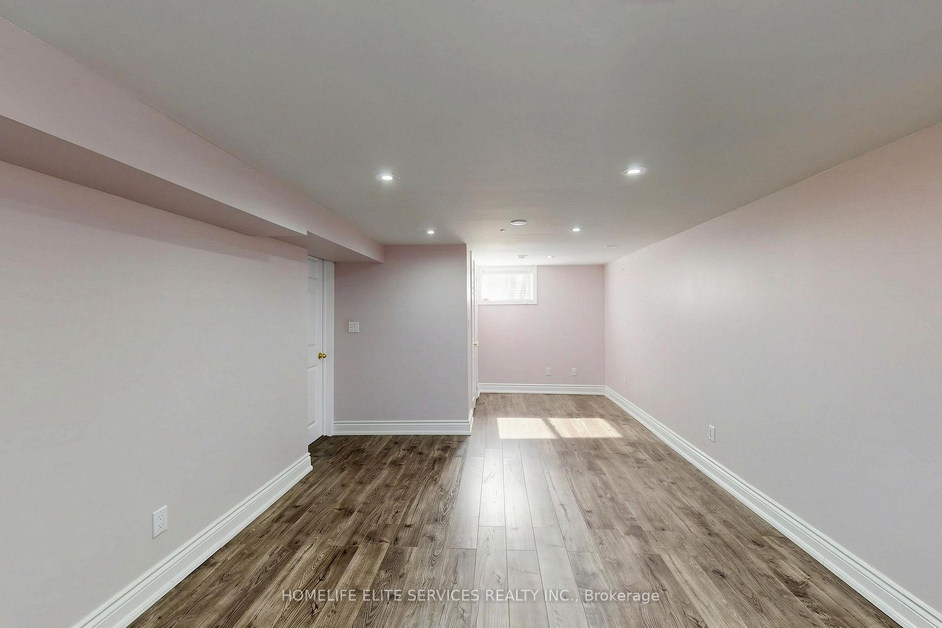 Photo 41 of 48 Frey Crescent, Scarborough, Wexford-Maryvale — HOMEH