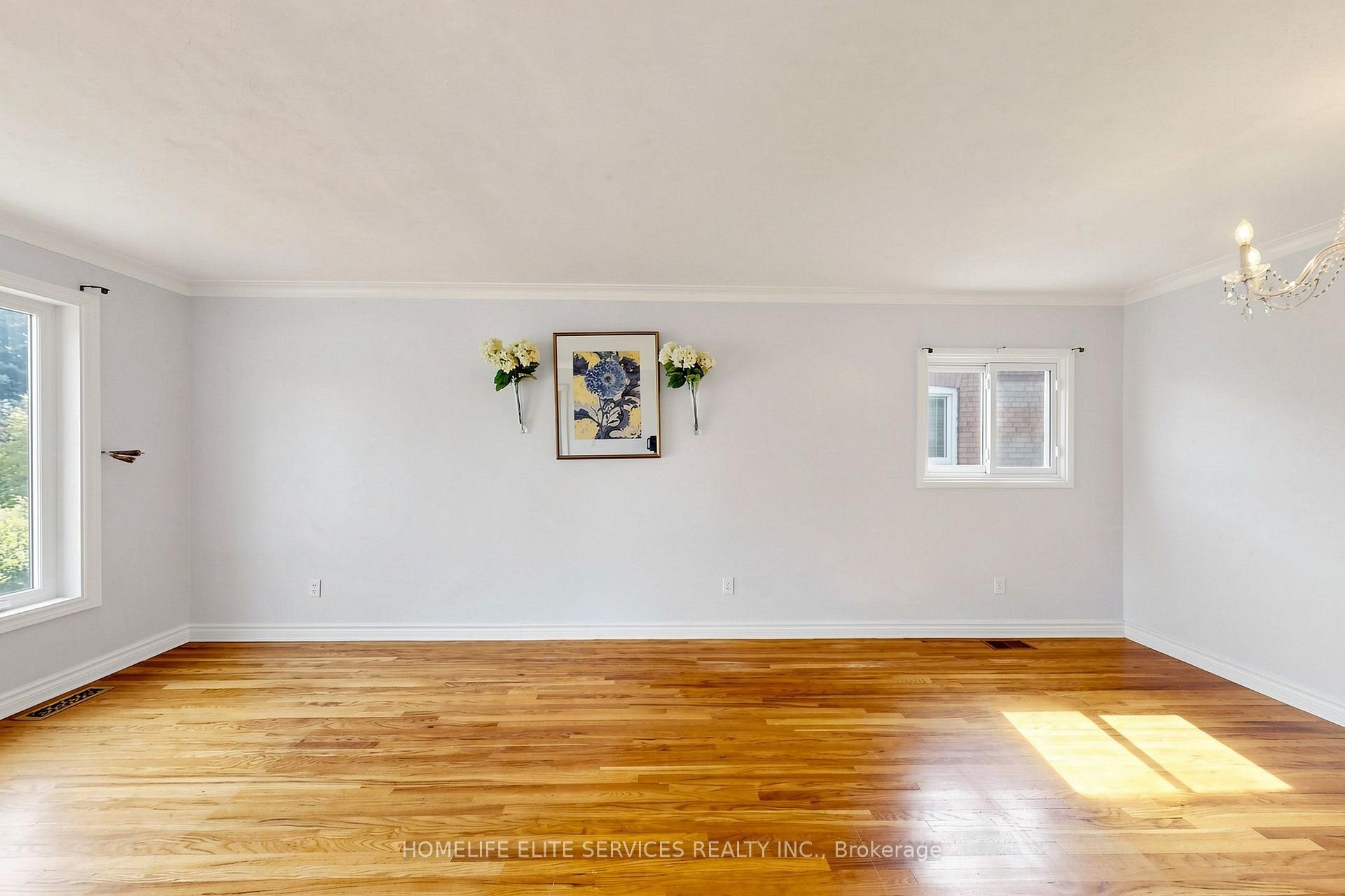 Photo 8 of 48 Frey Crescent, Scarborough, Wexford-Maryvale — HOMEH