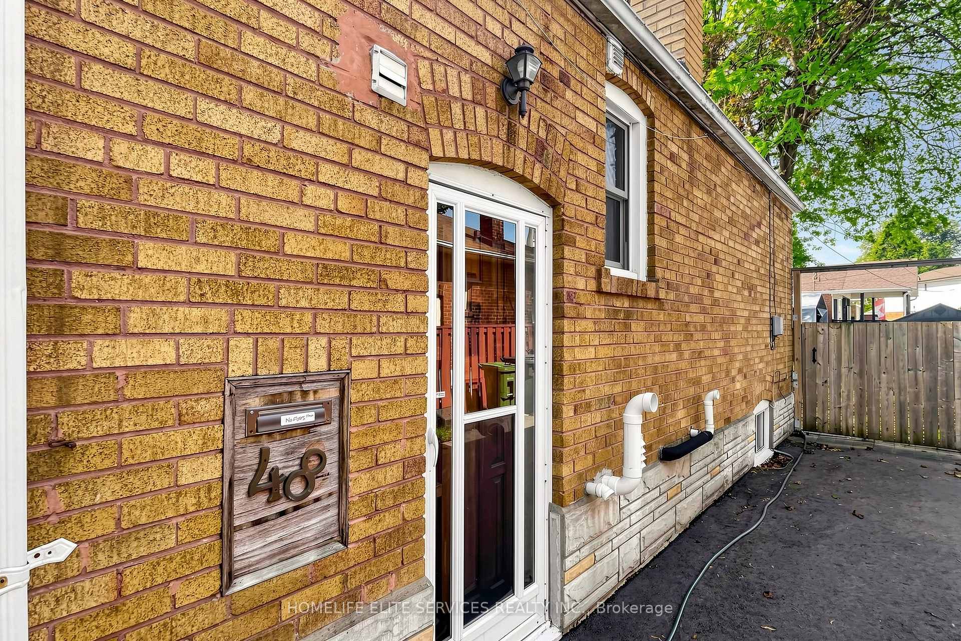 Photo 47 of 48 Frey Crescent, Scarborough, Wexford-Maryvale — HOMEH