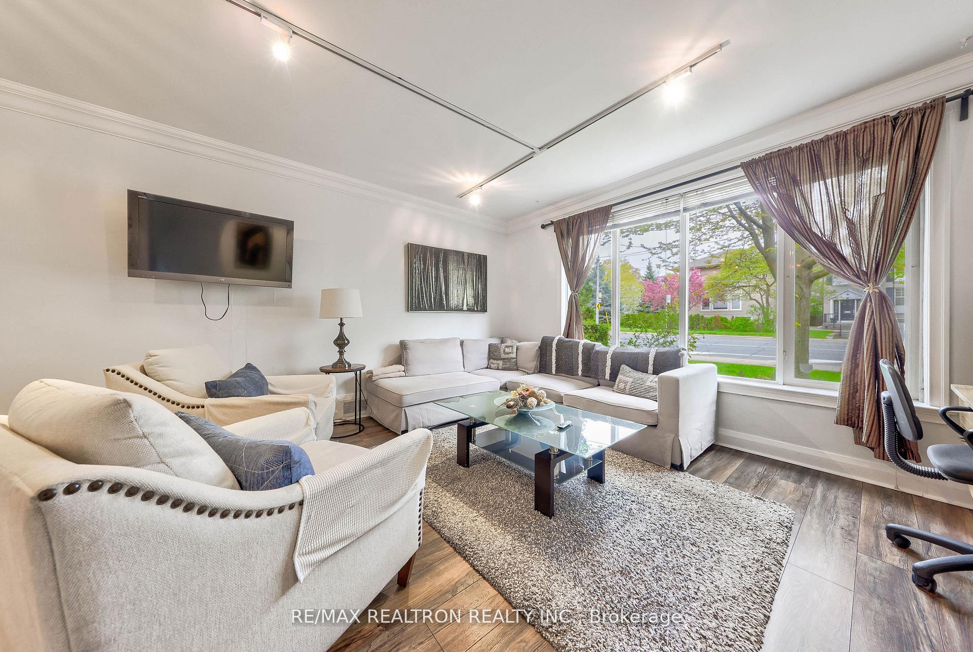 Photo 3 of 1336 Avenue Road, Toronto, Lawrence Park South — HOMEH