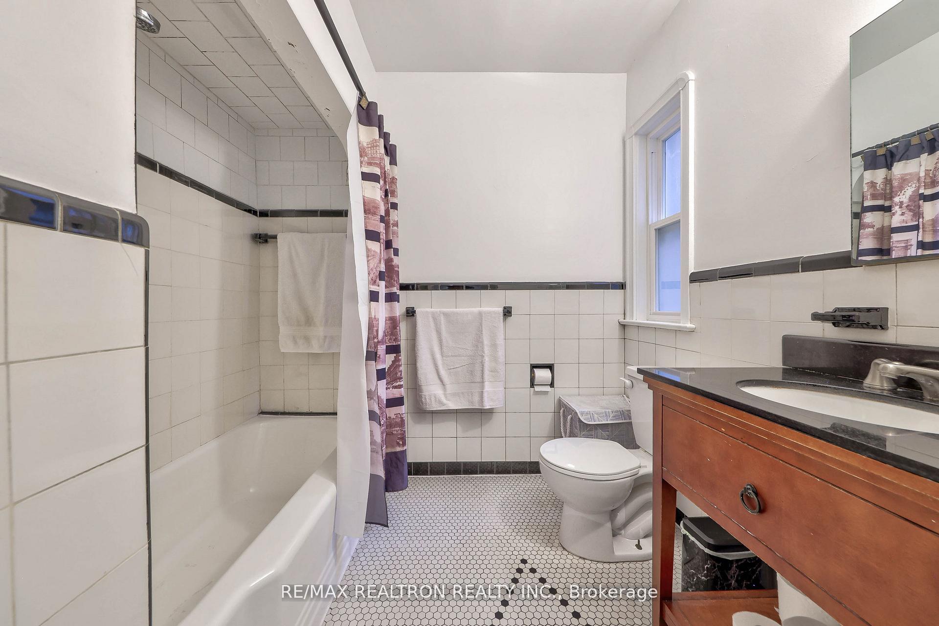 Photo 8 of 1336 Avenue Road, Toronto, Lawrence Park South — HOMEH