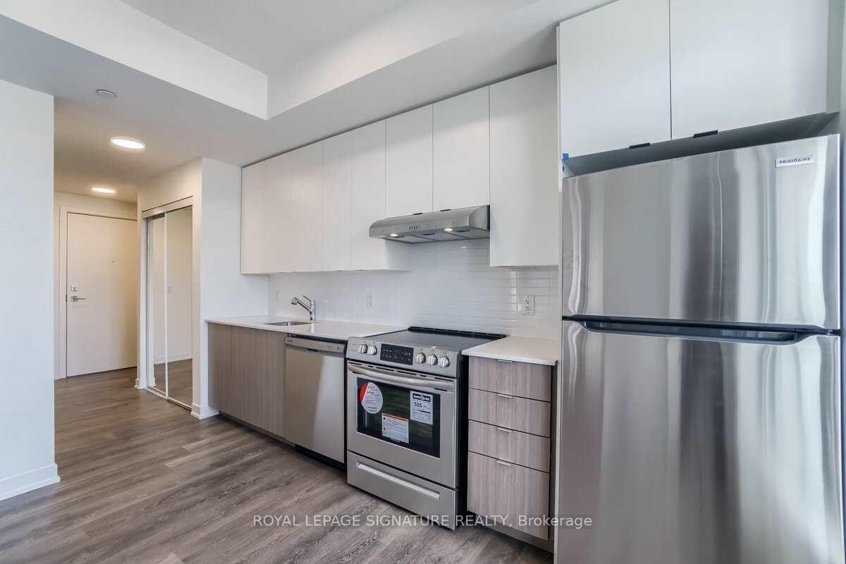 Photo 10 of Unit 609, 160 Canon Jackson Drive, North York, Beechborough-Greenbrook — HOMEH