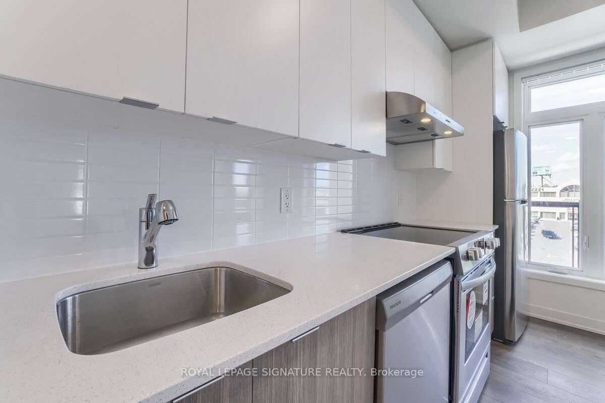 Photo 13 of Unit 609, 160 Canon Jackson Drive, North York, Beechborough-Greenbrook — HOMEH