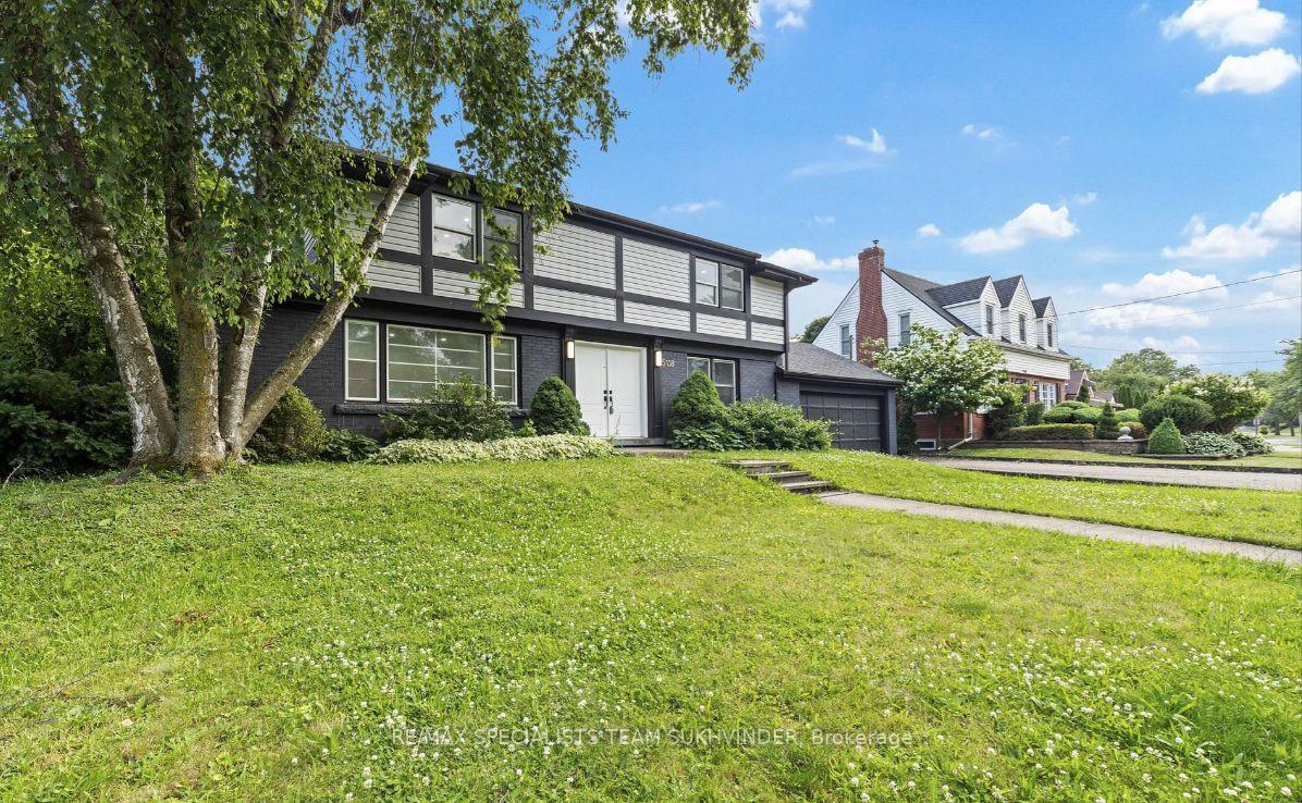 Photo 2 of 5138 Valley Way, Niagara Falls, Cherrywood — HOMEH