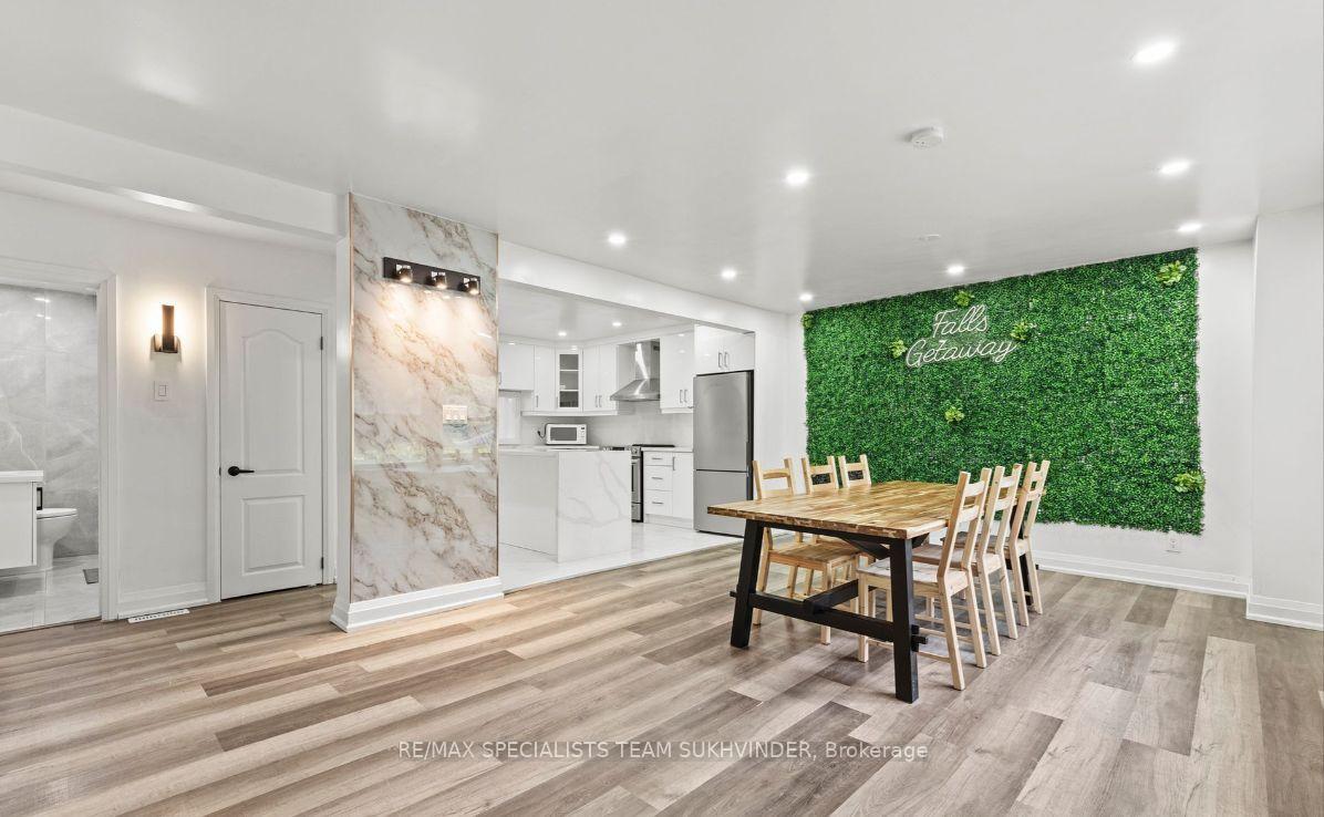Photo 6 of 5138 Valley Way, Niagara Falls, Cherrywood — HOMEH