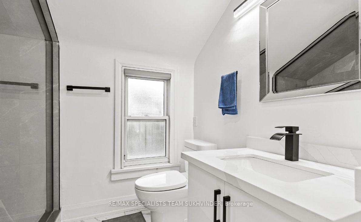 Photo 25 of 5138 Valley Way, Niagara Falls, Cherrywood — HOMEH