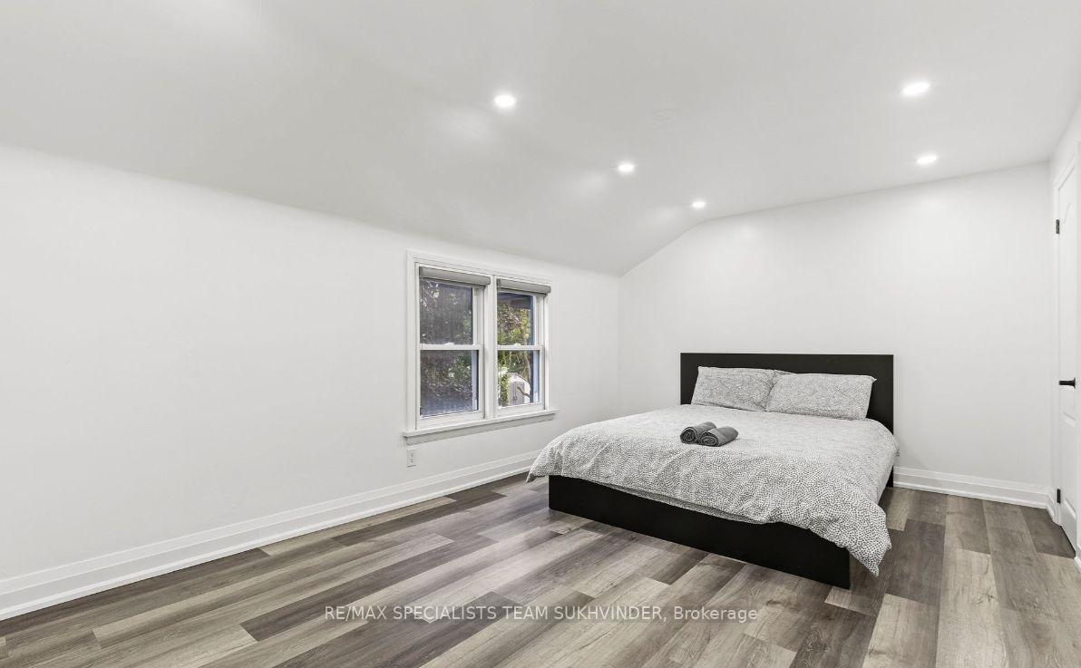 Photo 26 of 5138 Valley Way, Niagara Falls, Cherrywood — HOMEH