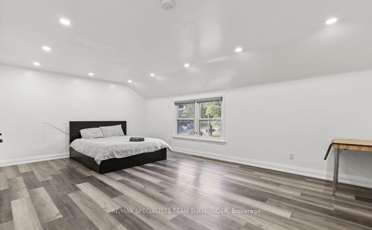 Photo 27 of 5138 Valley Way, Niagara Falls, Cherrywood — HOMEH