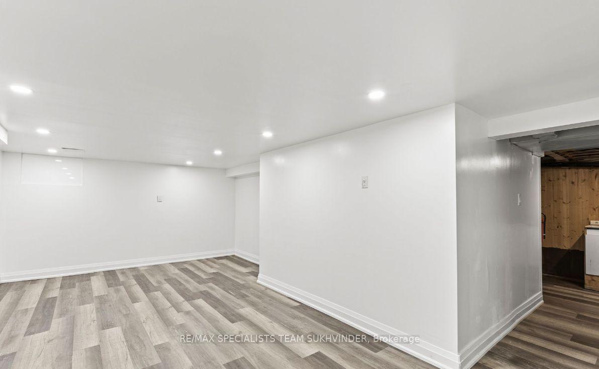 Photo 29 of 5138 Valley Way, Niagara Falls, Cherrywood — HOMEH