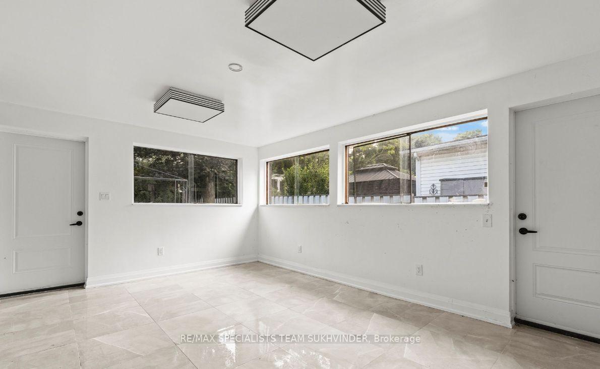 Photo 30 of 5138 Valley Way, Niagara Falls, Cherrywood — HOMEH