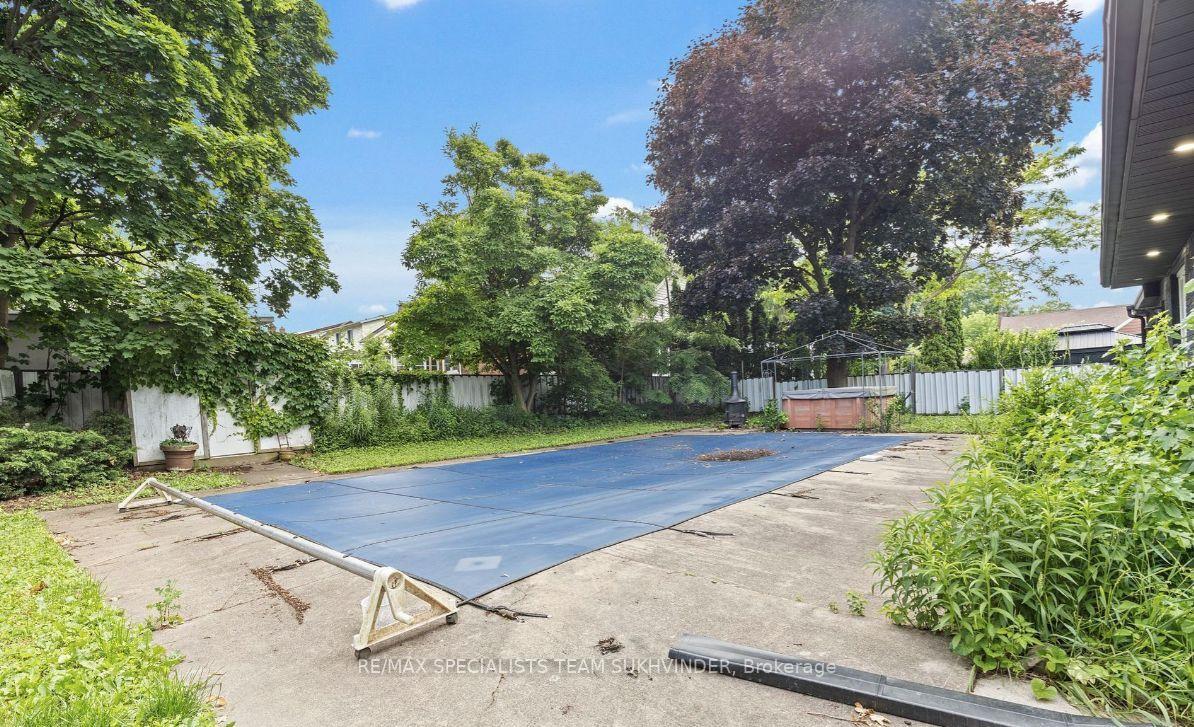 Photo 32 of 5138 Valley Way, Niagara Falls, Cherrywood — HOMEH