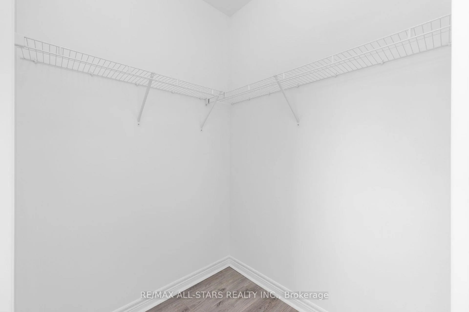 Photo 18 of Unit 410, 39 New Delhi Drive, Markham, Cedarwood — HOMEH