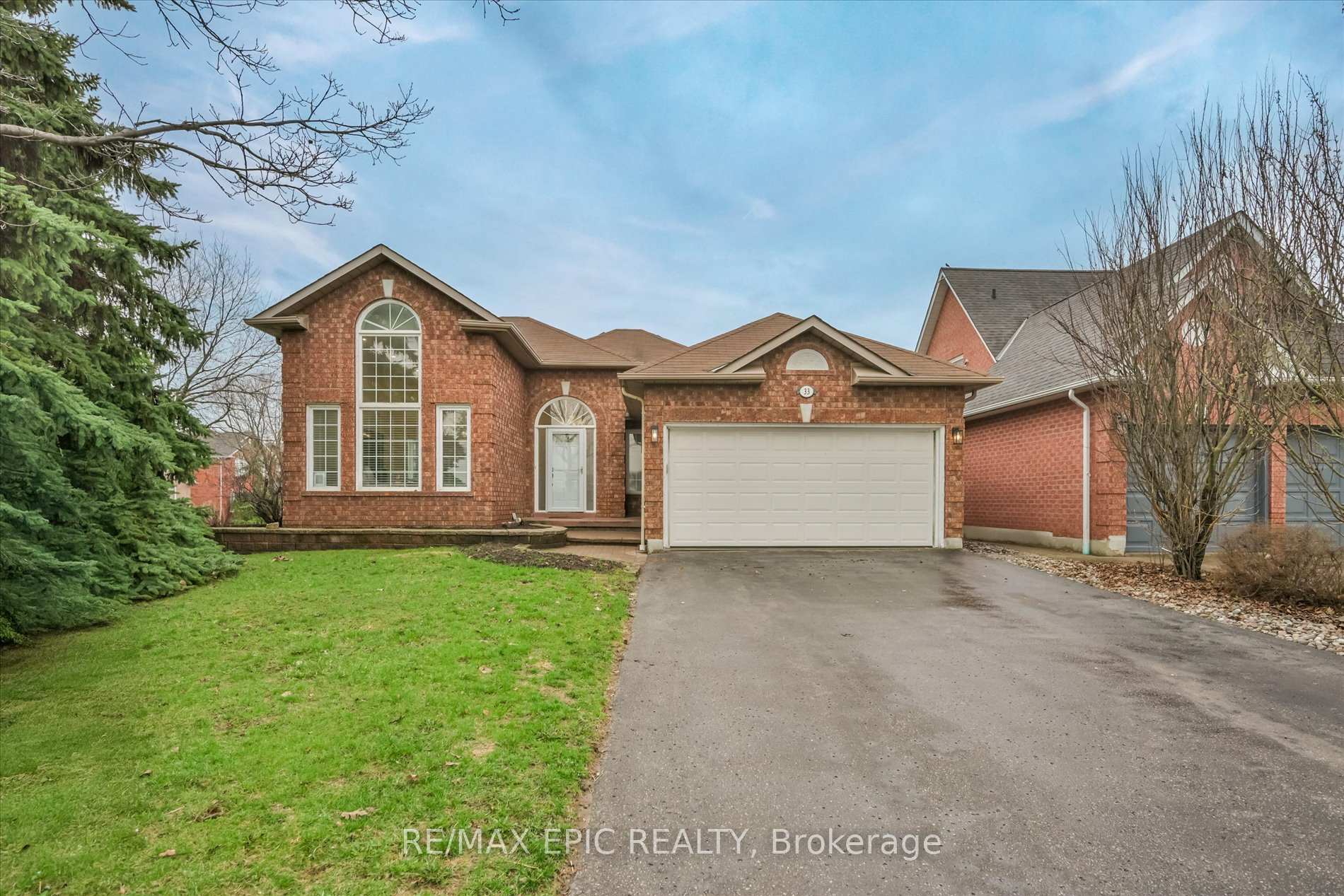 Photo 1 of 33 Emmett Place, Whitby, Pringle Creek — HOMEH