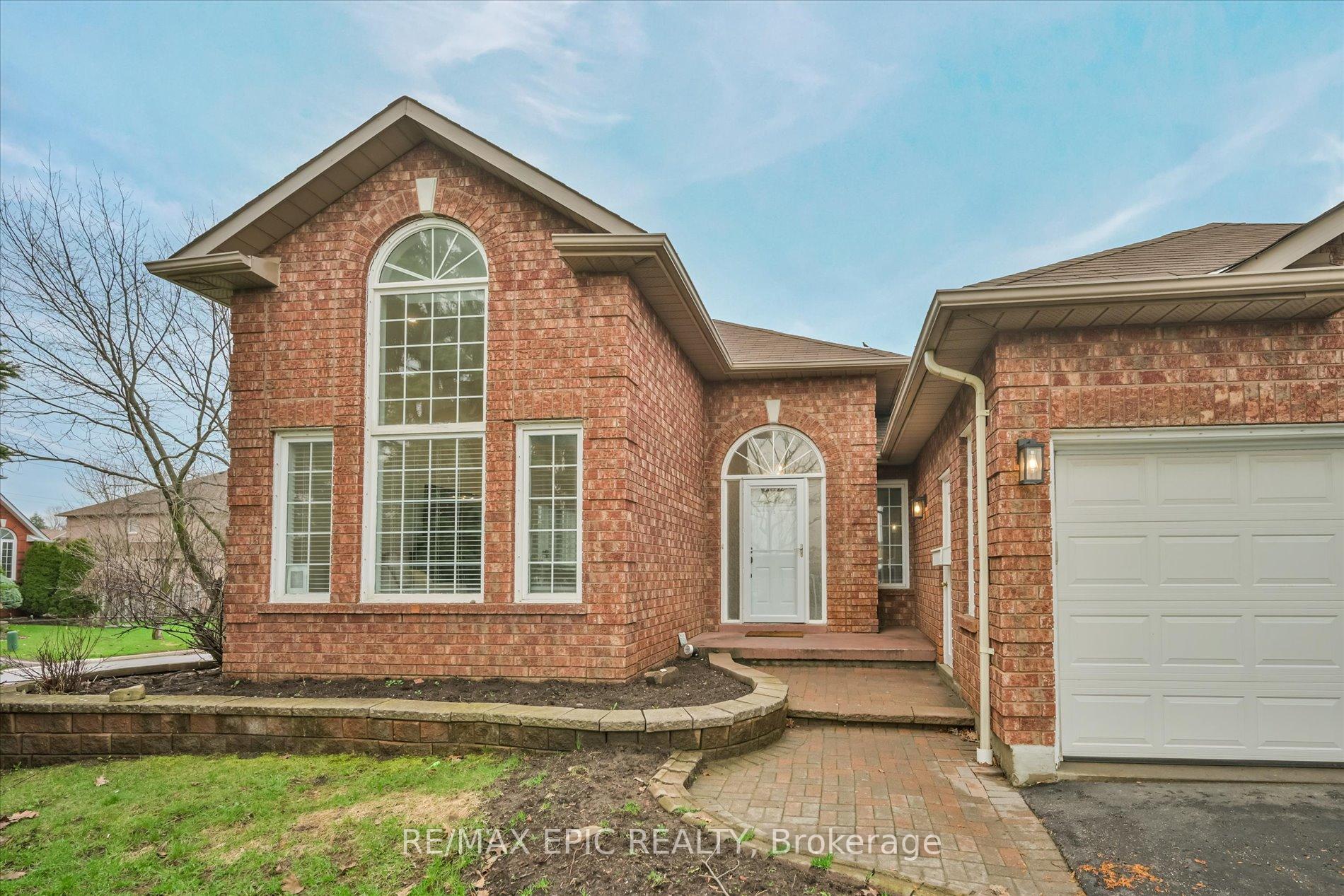 Photo 4 of 33 Emmett Place, Whitby, Pringle Creek — HOMEH