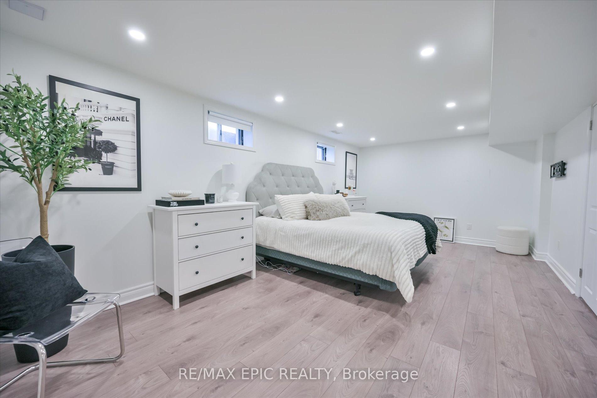 Photo 37 of 33 Emmett Place, Whitby, Pringle Creek — HOMEH