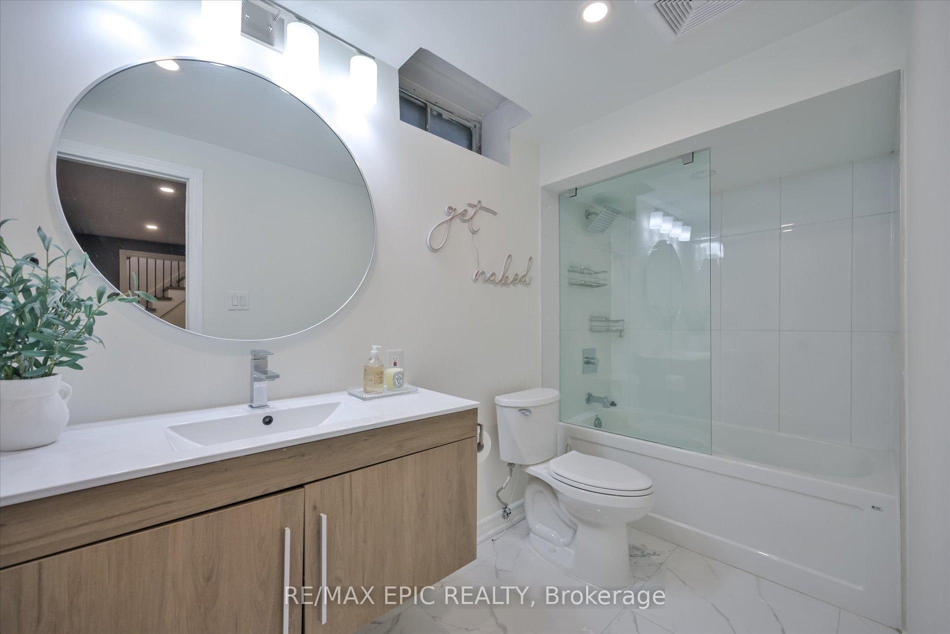 Photo 40 of 33 Emmett Place, Whitby, Pringle Creek — HOMEH