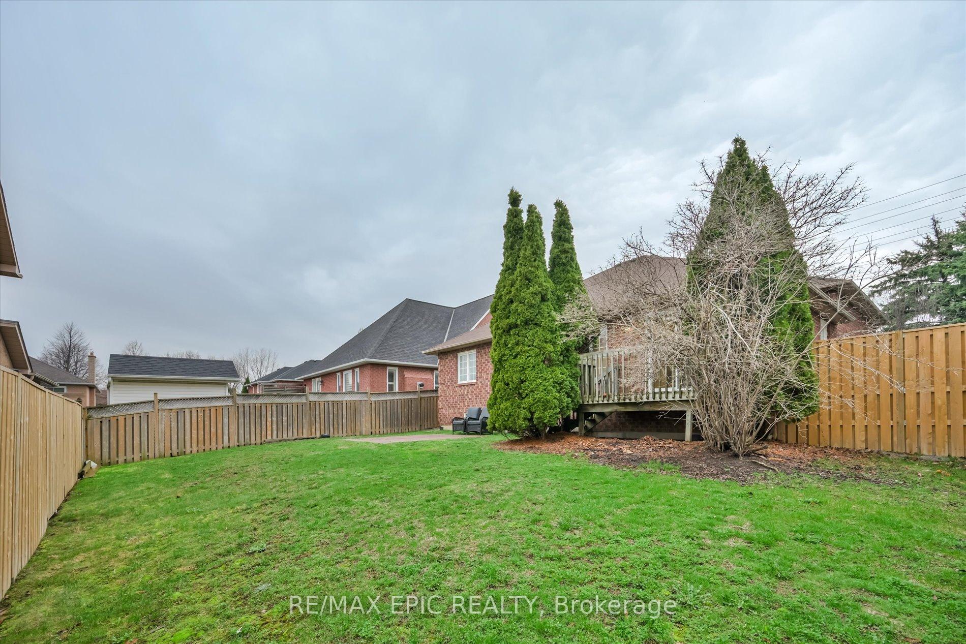 Photo 43 of 33 Emmett Place, Whitby, Pringle Creek — HOMEH