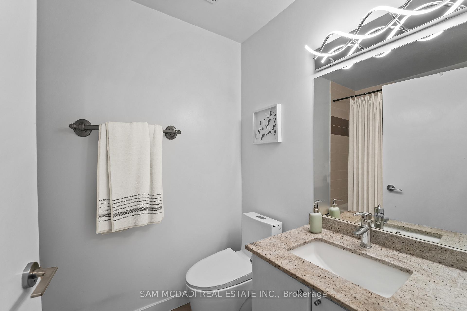 Photo 14 of Unit 2304, 18 Harbour Street, Toronto, Waterfront Communities — HOMEH