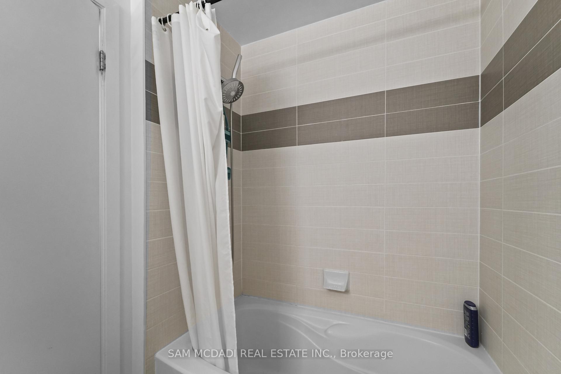 Photo 15 of Unit 2304, 18 Harbour Street, Toronto, Waterfront Communities — HOMEH