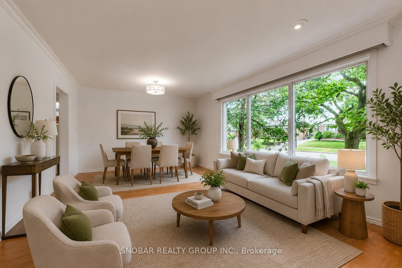 Photo 3 of 42 Clearbrooke Circle, Etobicoke, Rexdale-Kipling — HOMEH