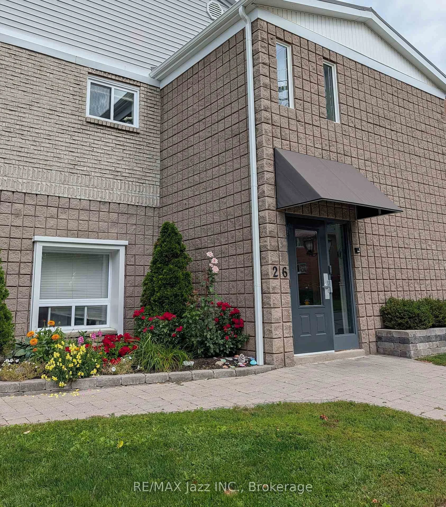 Photo of Unit 106, 26 Spencer Street E