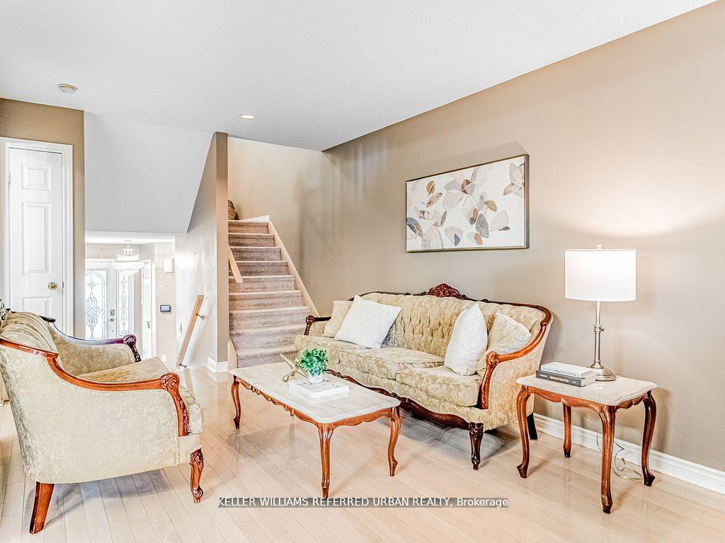 Photo 7 of 1166 Upper Wentworth Street E, Hamilton, Crerar — HOMEH
