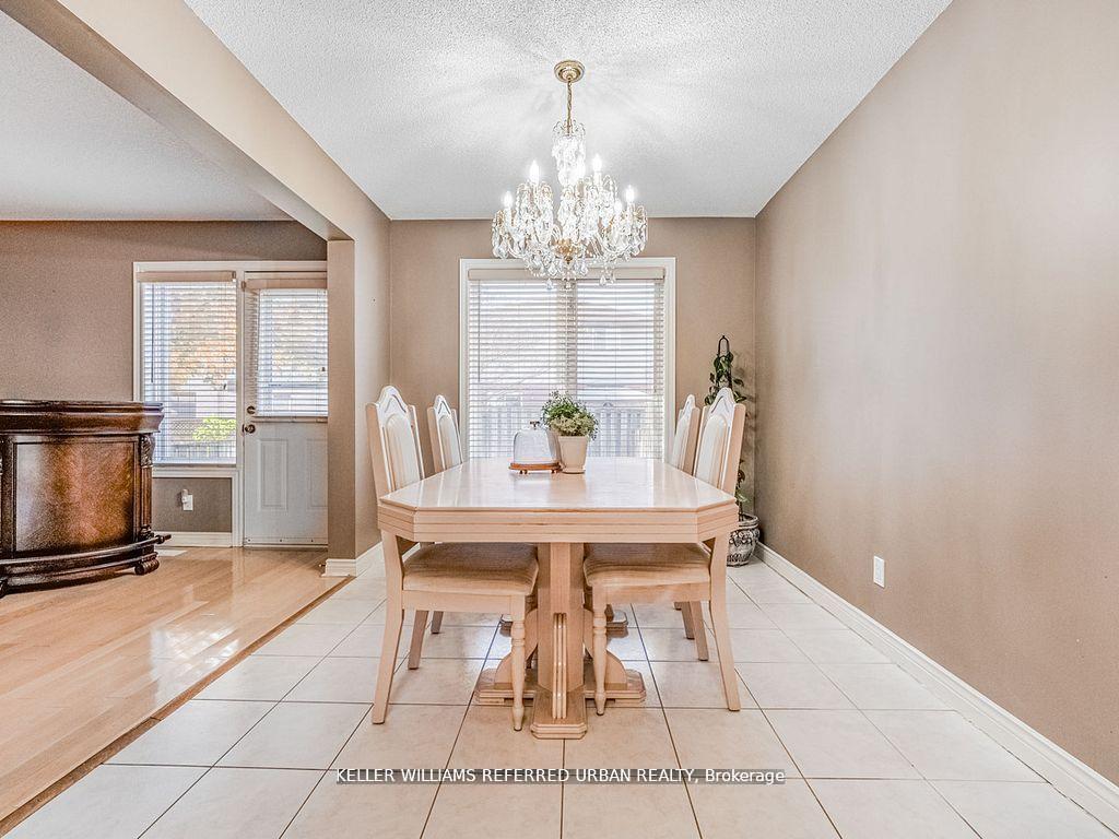 Photo 17 of 1166 Upper Wentworth Street E, Hamilton, Crerar — HOMEH