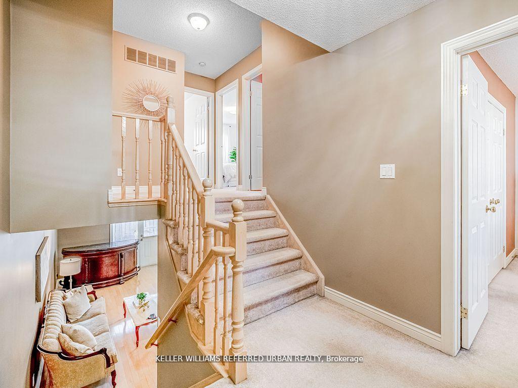 Photo 19 of 1166 Upper Wentworth Street E, Hamilton, Crerar — HOMEH