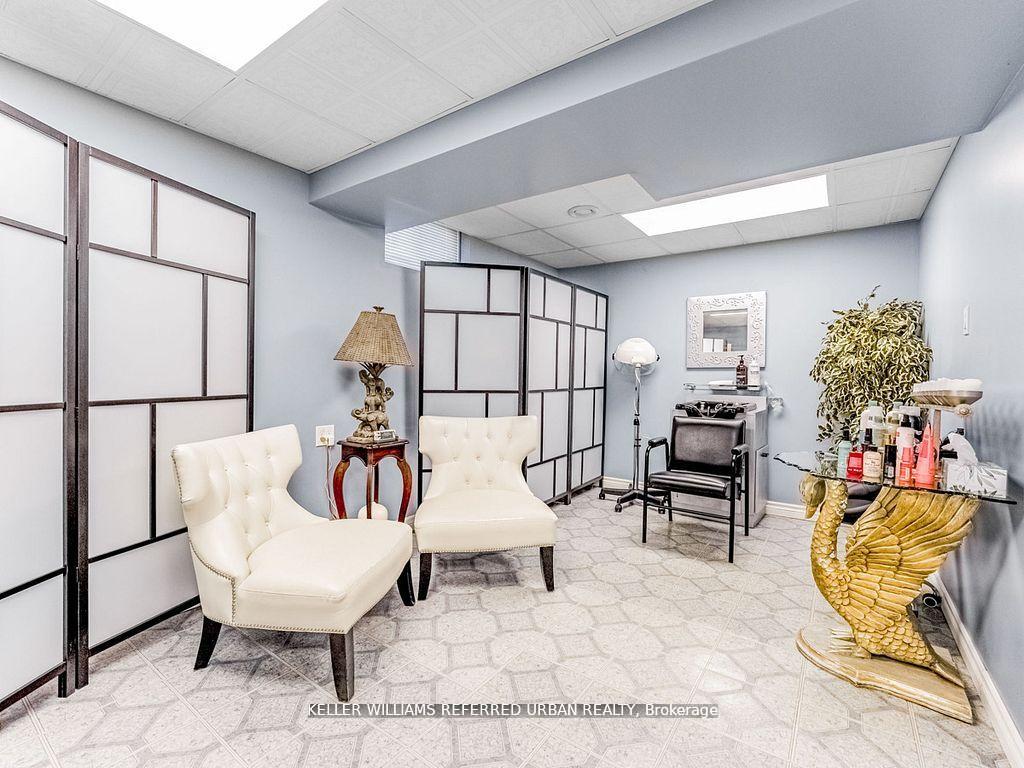 Photo 29 of 1166 Upper Wentworth Street E, Hamilton, Crerar — HOMEH