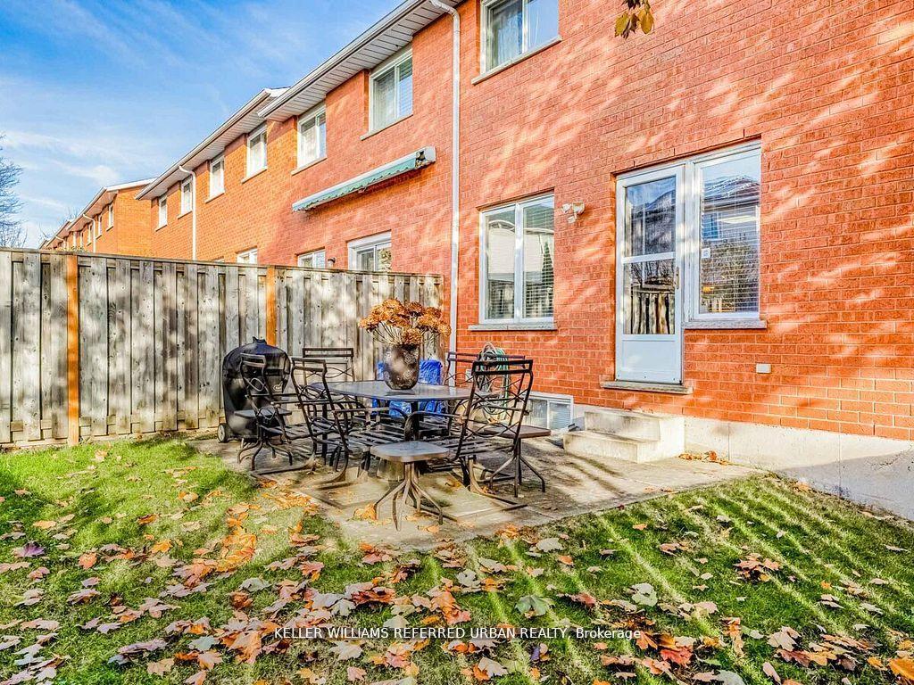 Photo 32 of 1166 Upper Wentworth Street E, Hamilton, Crerar — HOMEH