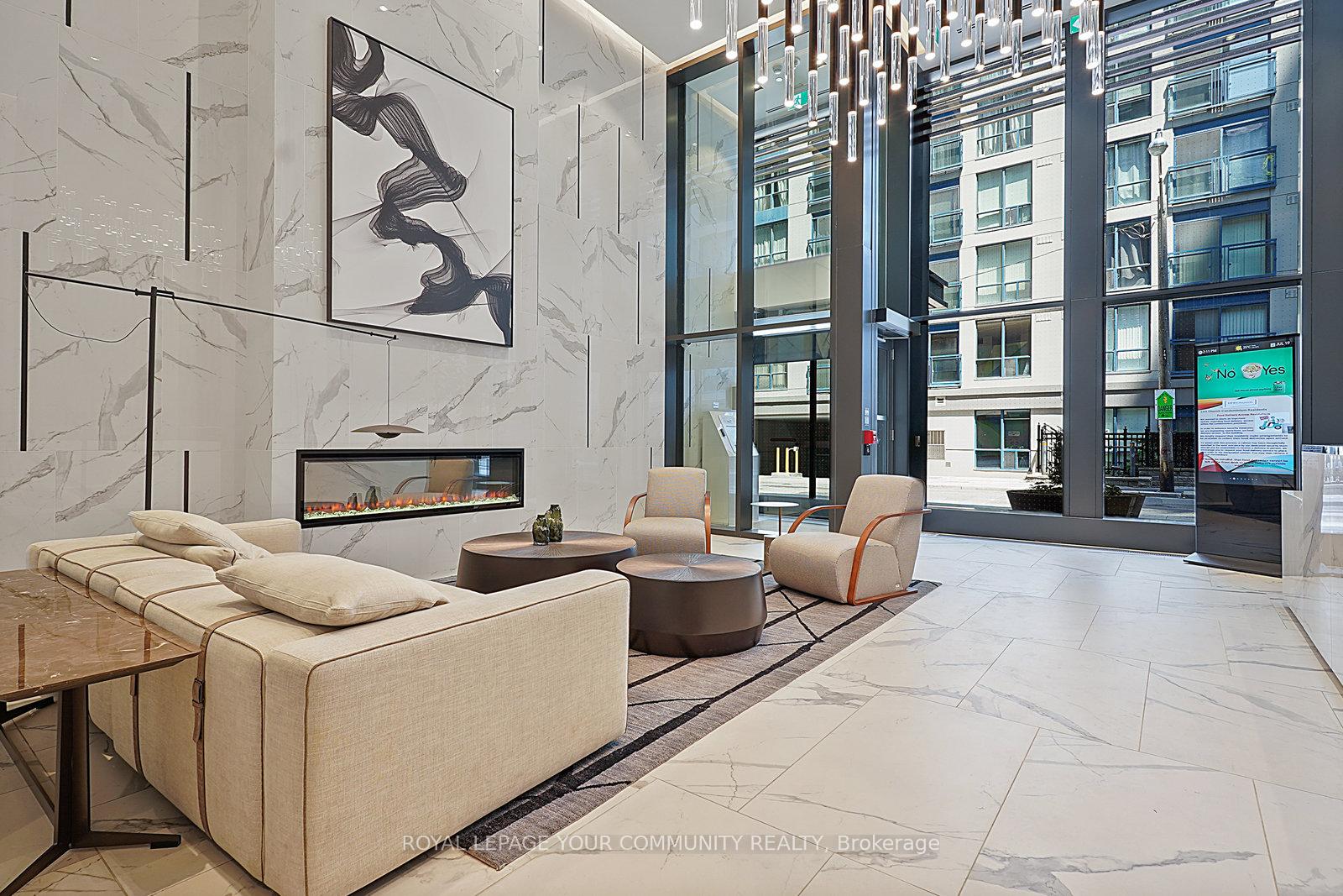 Photo 2 of Unit 3908, 82 Dalhousie Street, Toronto, Church-Yonge Corridor — HOMEH
