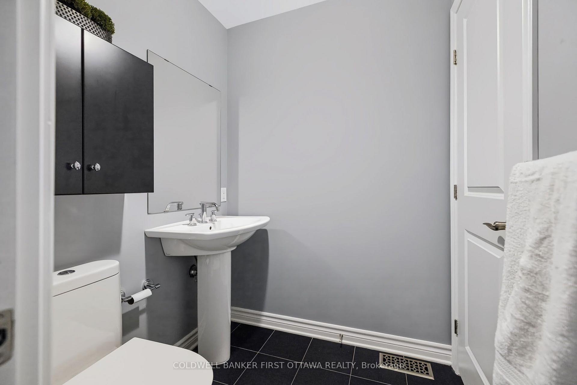 Photo 39 of 48 Bert G Argue Drive, Ottawa, Stittsville (Central) — HOMEH
