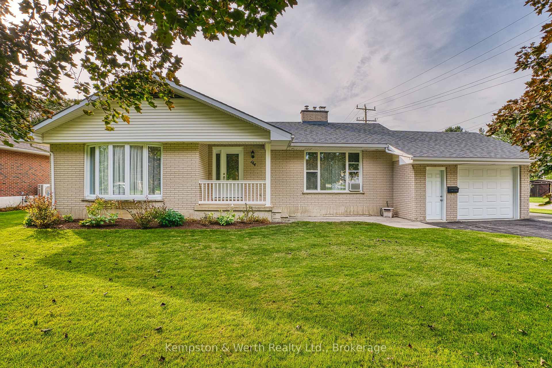 Photo 5 of 144 King Street, North Perth, Elma — HOMEH