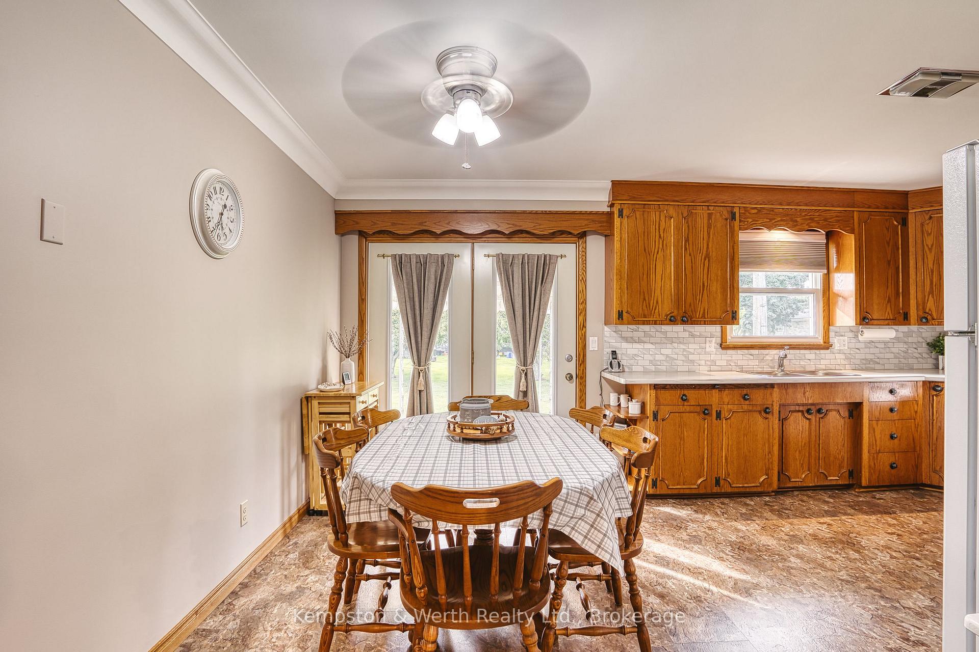 Photo 16 of 144 King Street, North Perth, Elma — HOMEH