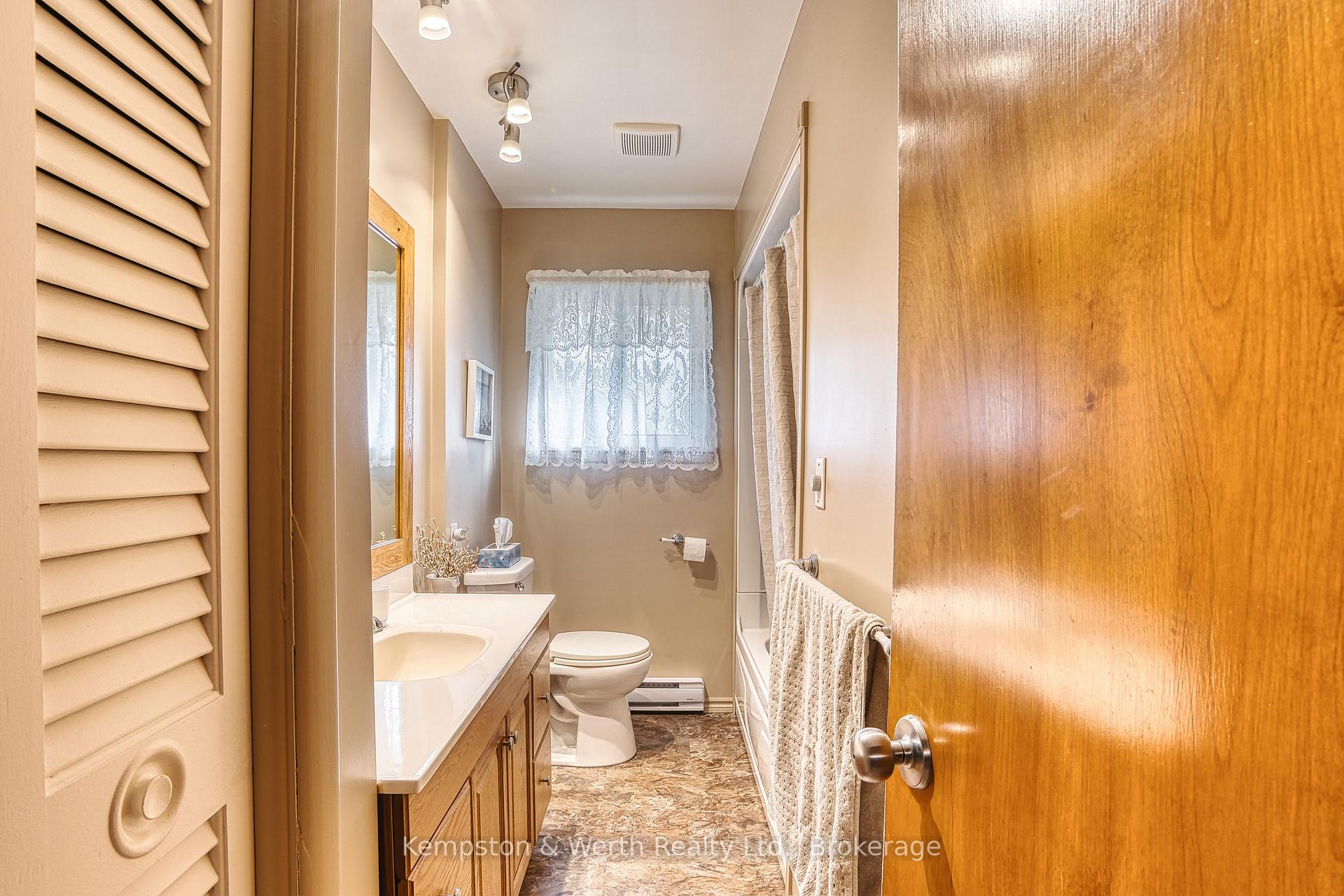 Photo 26 of 144 King Street, North Perth, Elma — HOMEH