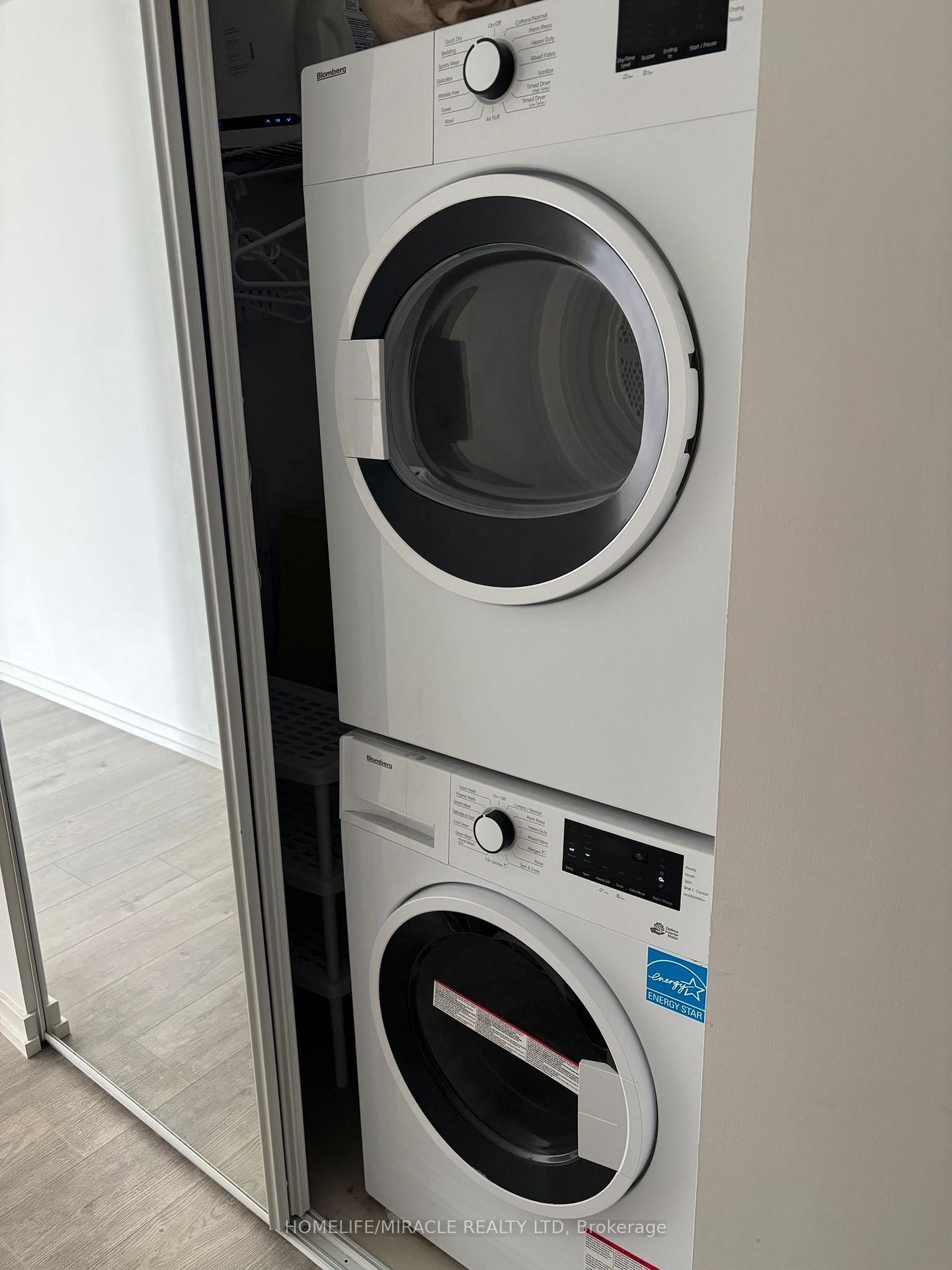 Photo 3 of Unit 2701, 7890 Jane Street, Vaughan, Vaughan Corporate Centre — HOMEH