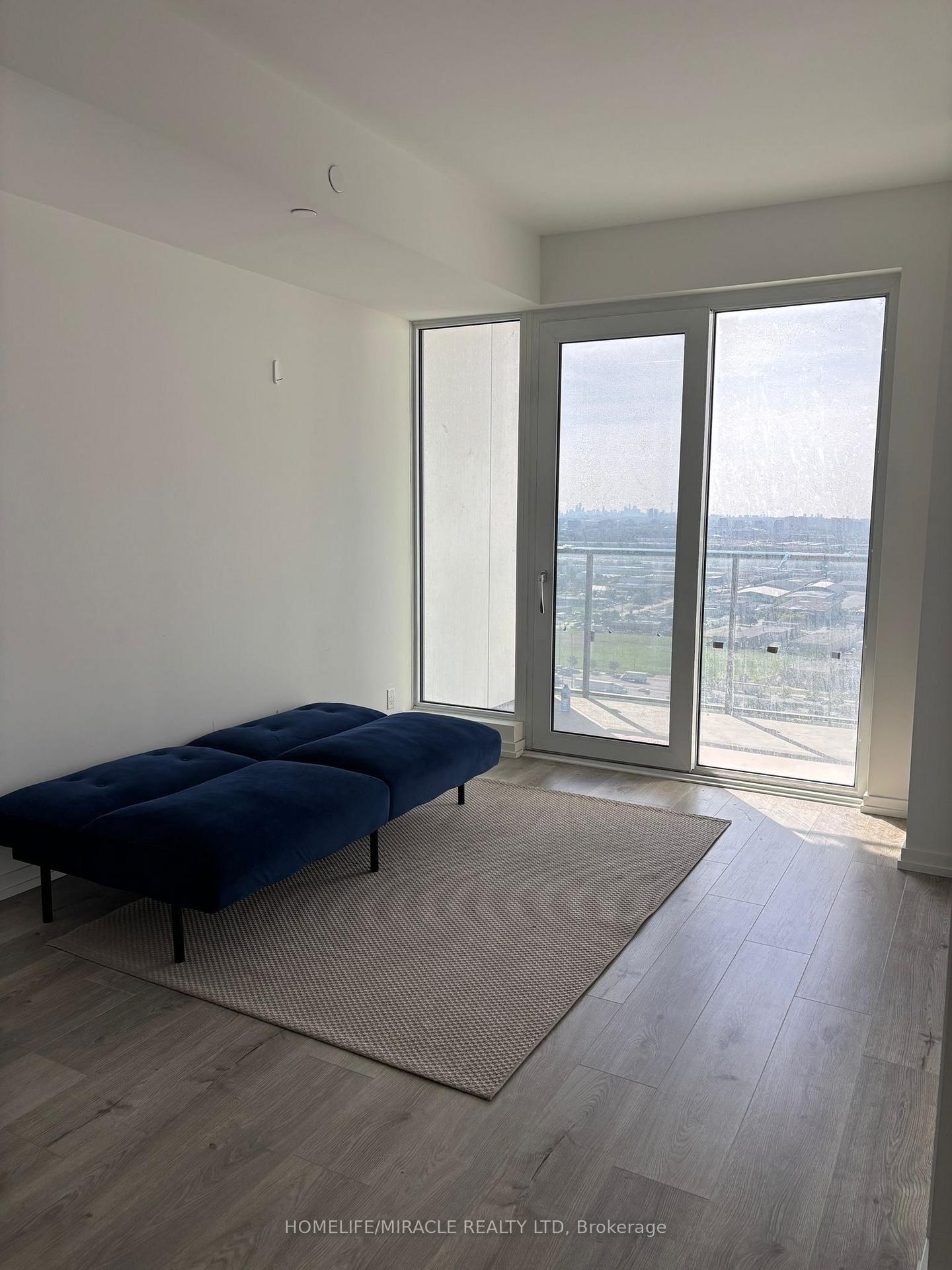Photo 5 of Unit 2701, 7890 Jane Street, Vaughan, Vaughan Corporate Centre — HOMEH