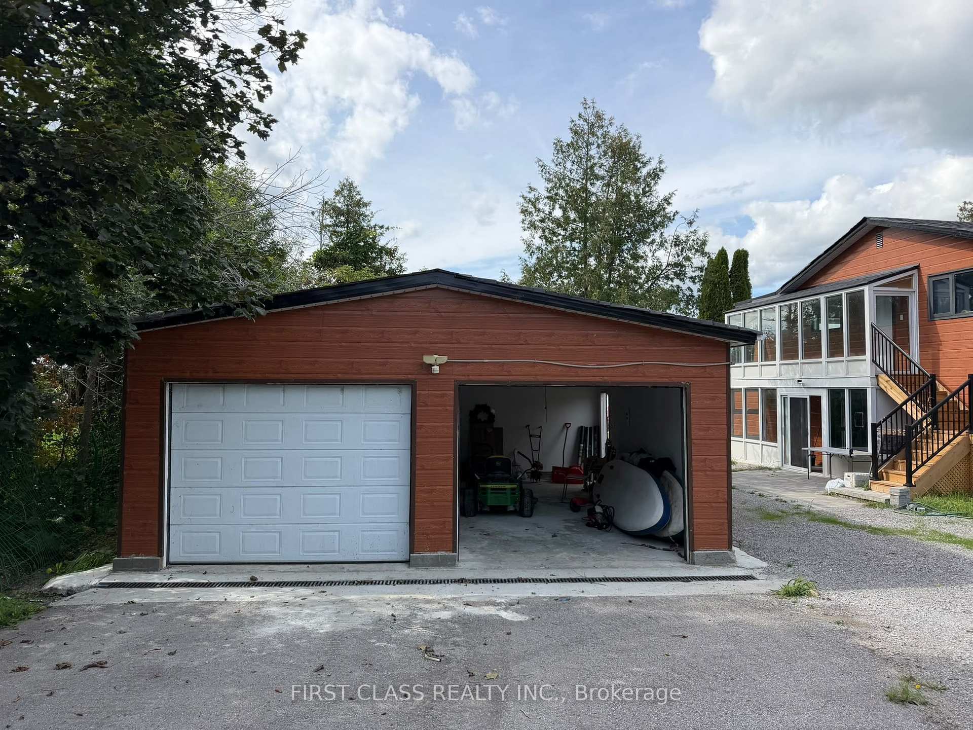 Photo 15 of 37 Laird Drive, Kawartha Lakes, Fenelon — HOMEH