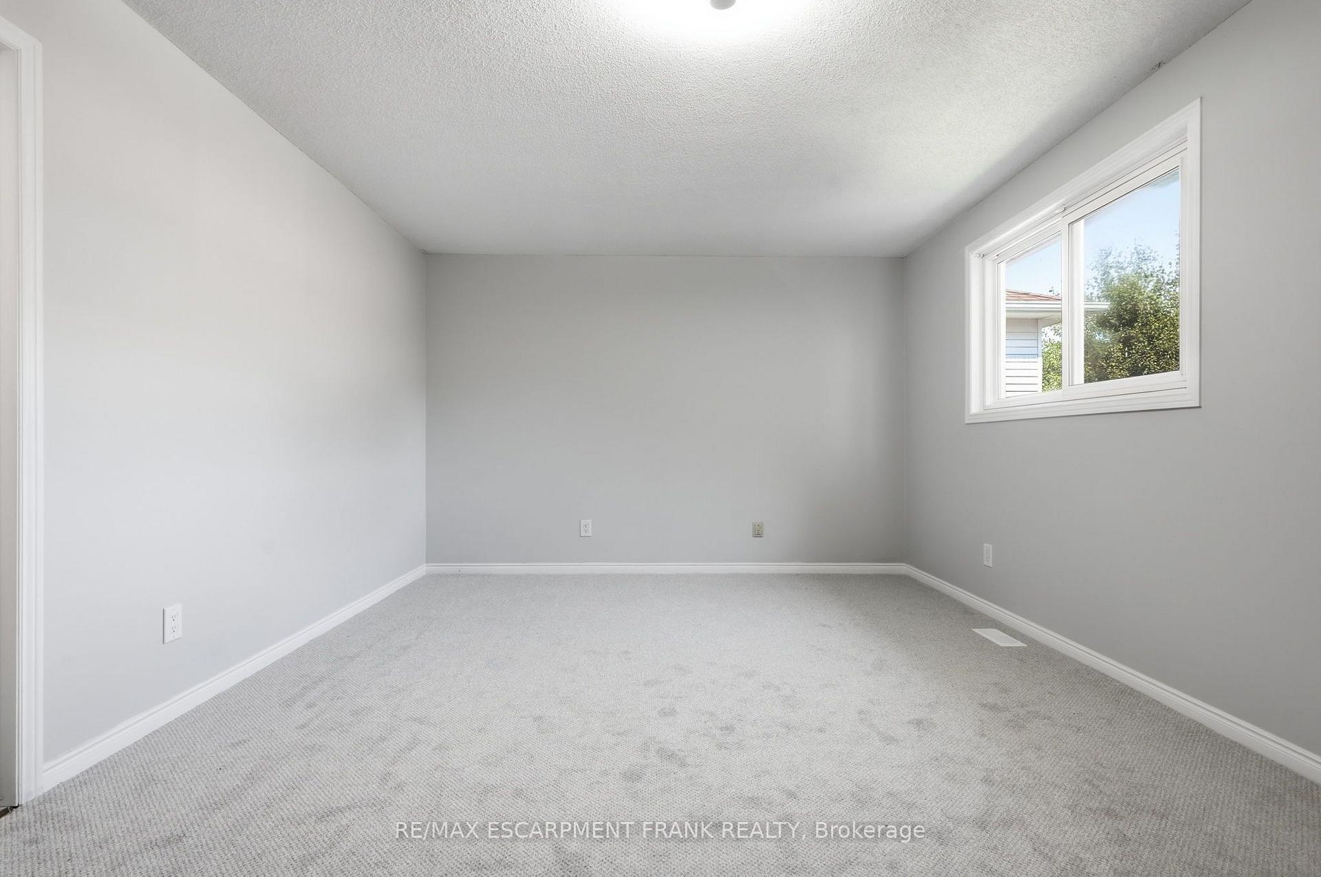 Photo 17 of 79 Lynnette Drive, Hamilton, Falkirk — HOMEH