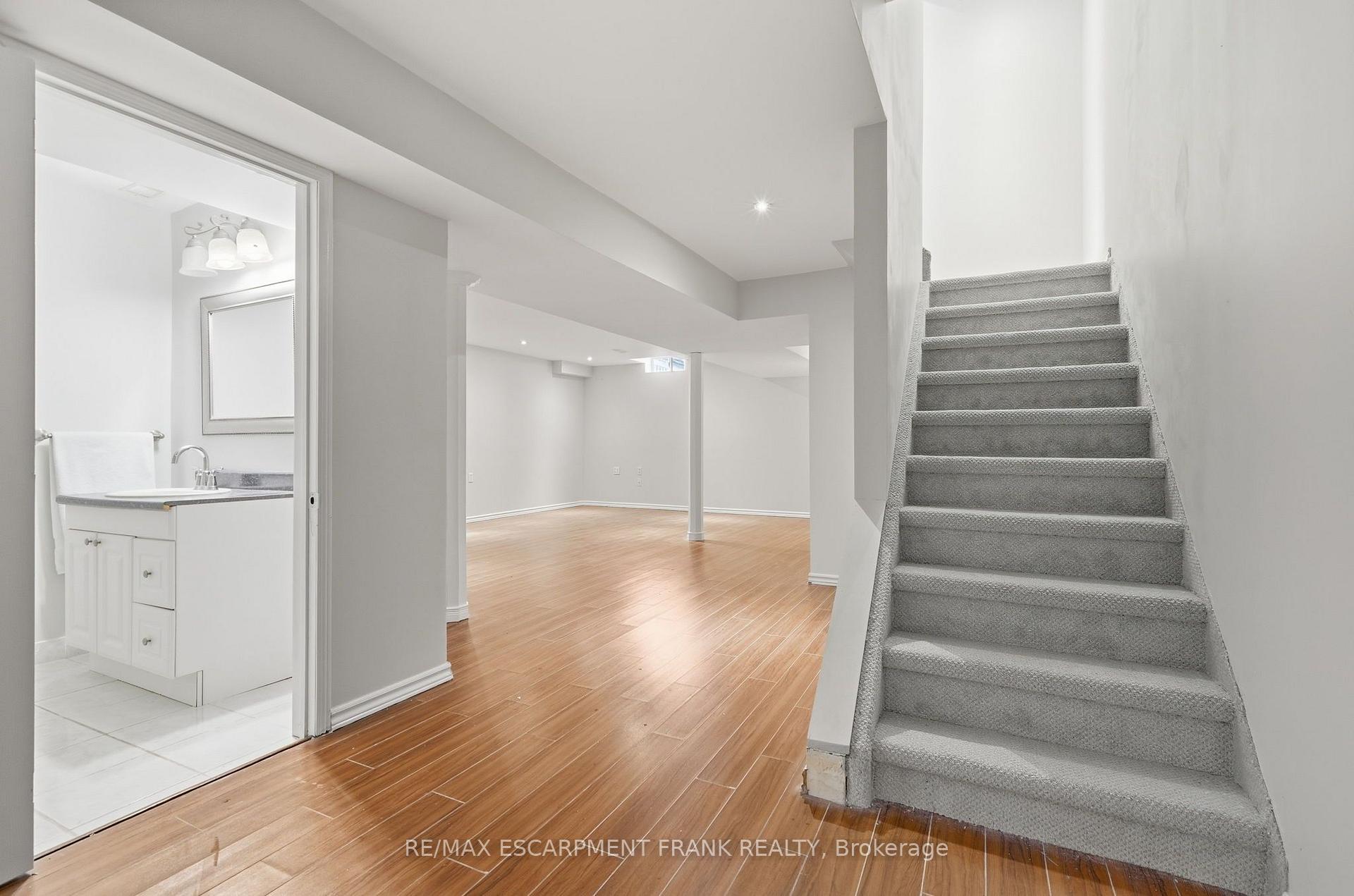 Photo 33 of 79 Lynnette Drive, Hamilton, Falkirk — HOMEH
